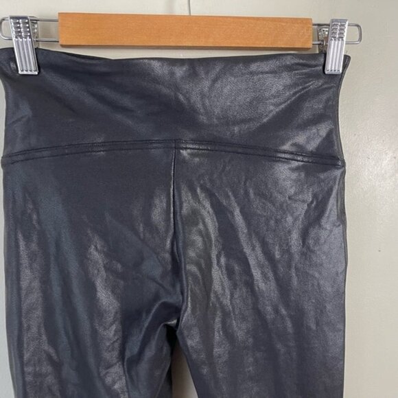 SPANX Faux Leather Leggings black size medium - Picture 8 of 14